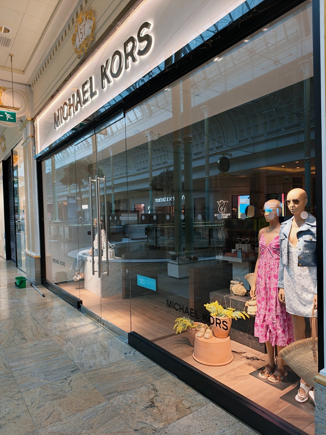 Commercial Window cleaning in Trafford Centre Manchester