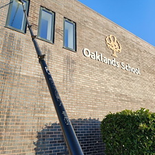 Window-Clean-on-Oaklands-School 3