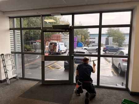 Window Cleaning - Commercial Thumbnail